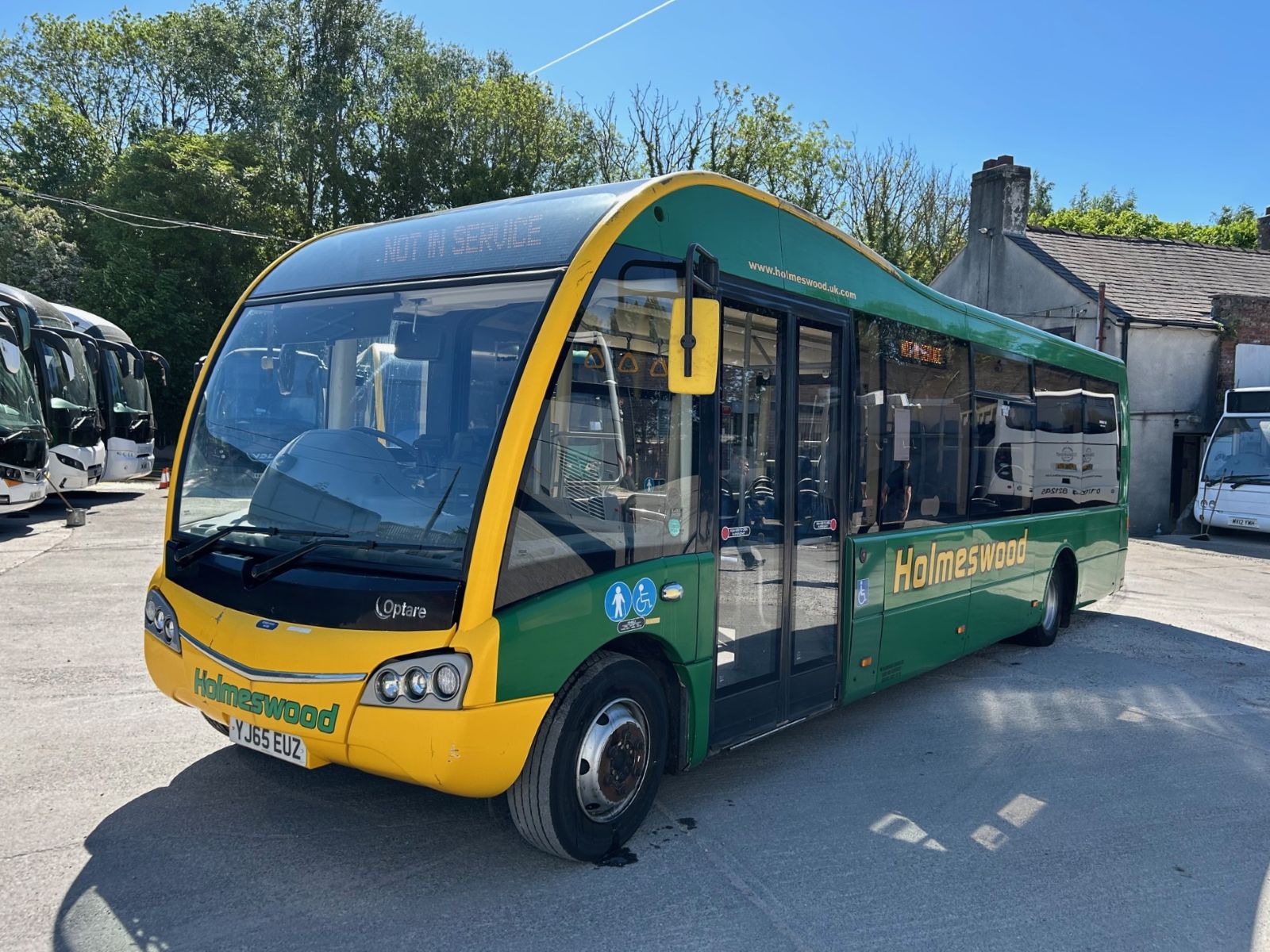 2015 Optare Solo SR 9.25m. 31 seats.